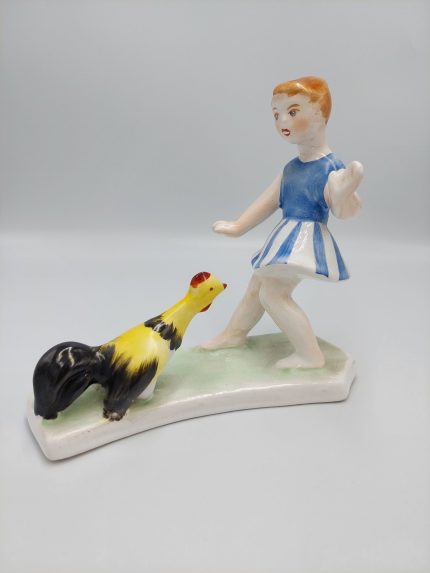 bodrogkeresztúri kerámia kislány kakassal