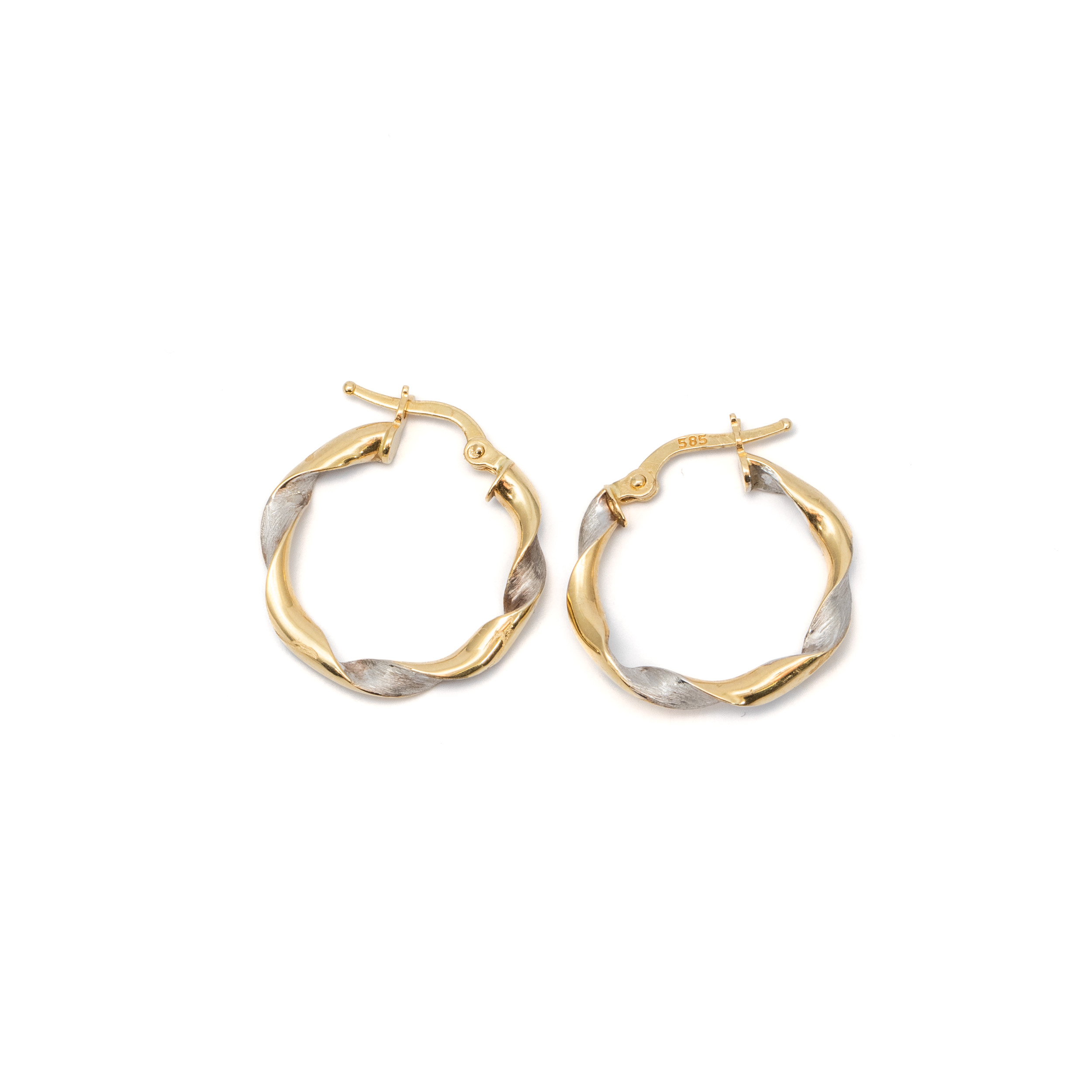 14k női arany piros köves fülbevaló (másolat) 14k női arany piros köves fülbevaló (másolat)