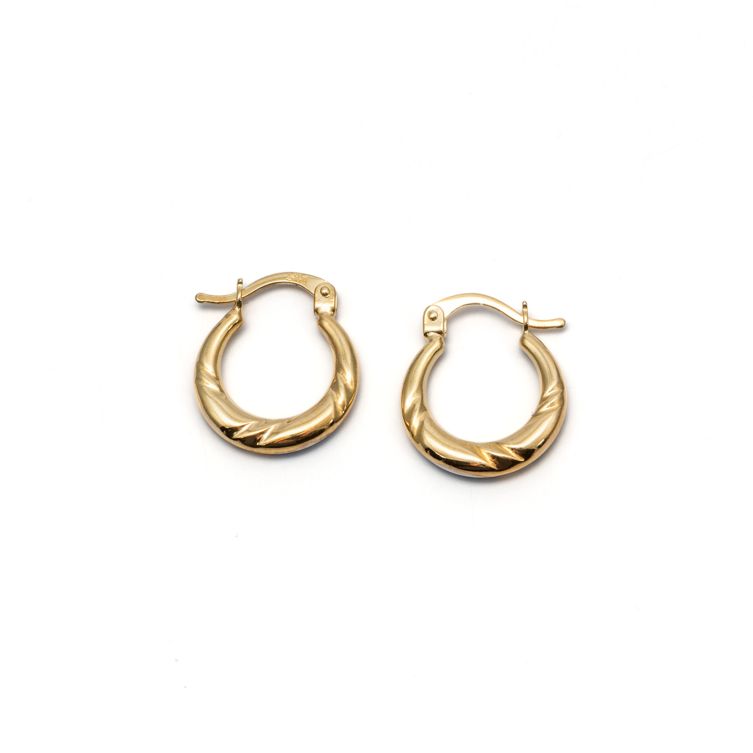 14k arany villás kapcsos karika fülbevaló (másolat) 14k arany villás kapcsos karika fülbevaló (másolat)