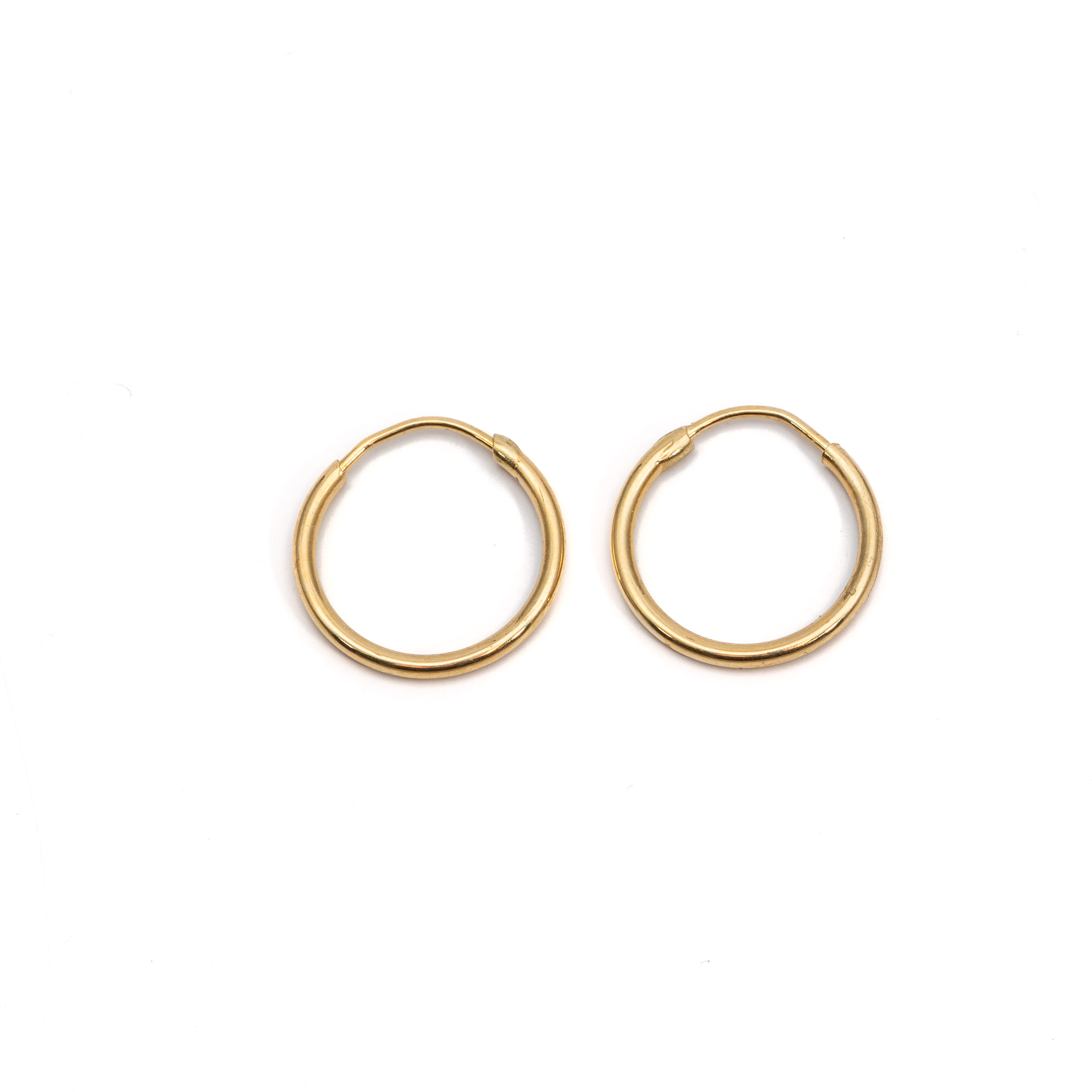 14k gyermek arany kis karika fulbevalo 84520 14k gyermek arany kis karika fulbevalo 84520