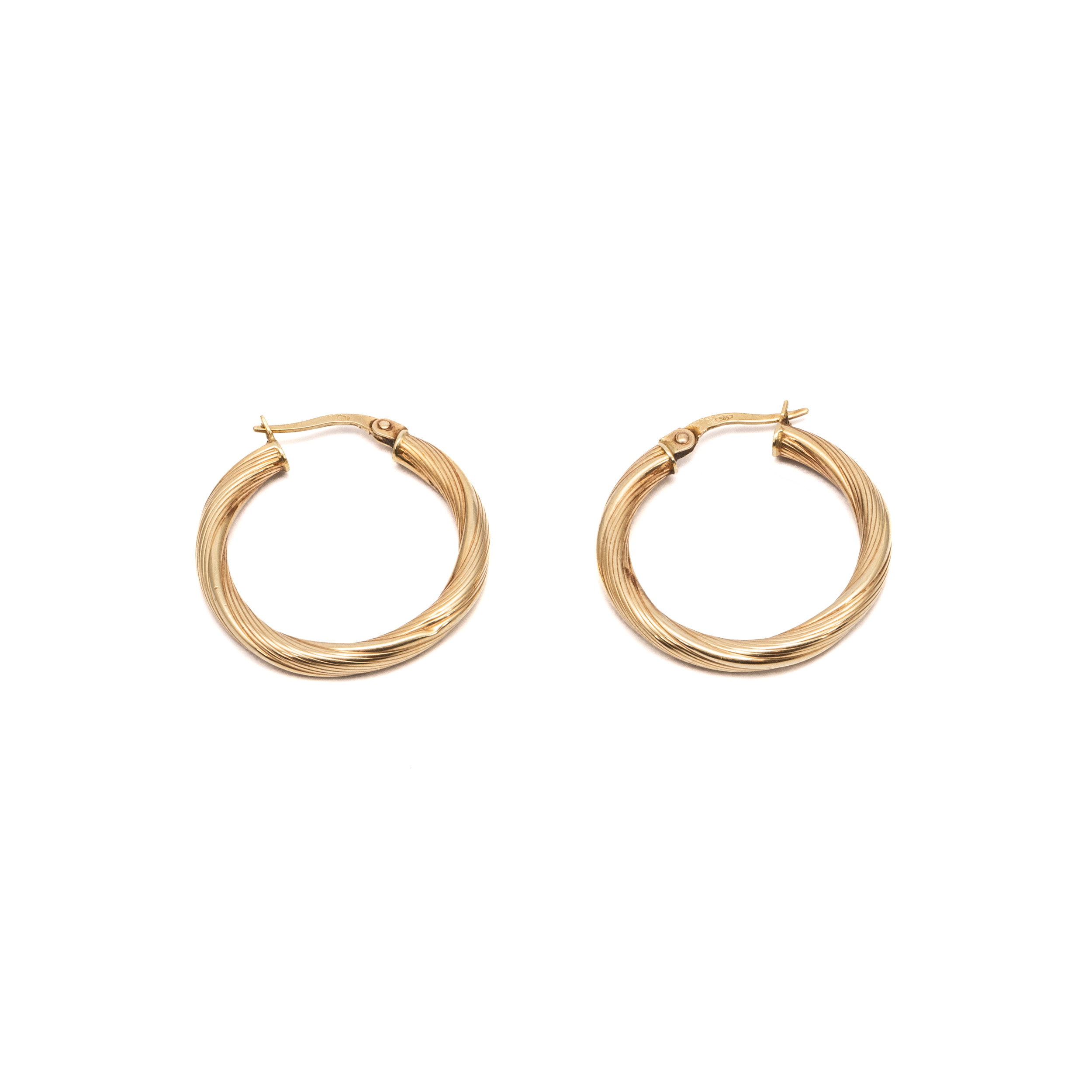 14k noi arany csavart karika fulbevalo 85796 14k noi arany csavart karika fulbevalo 85796